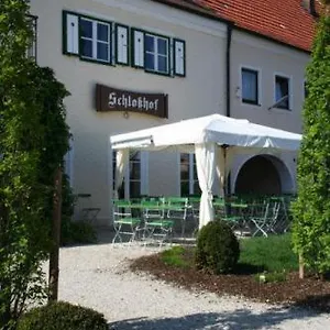 Schlosshof Anno 1743 Gasthof